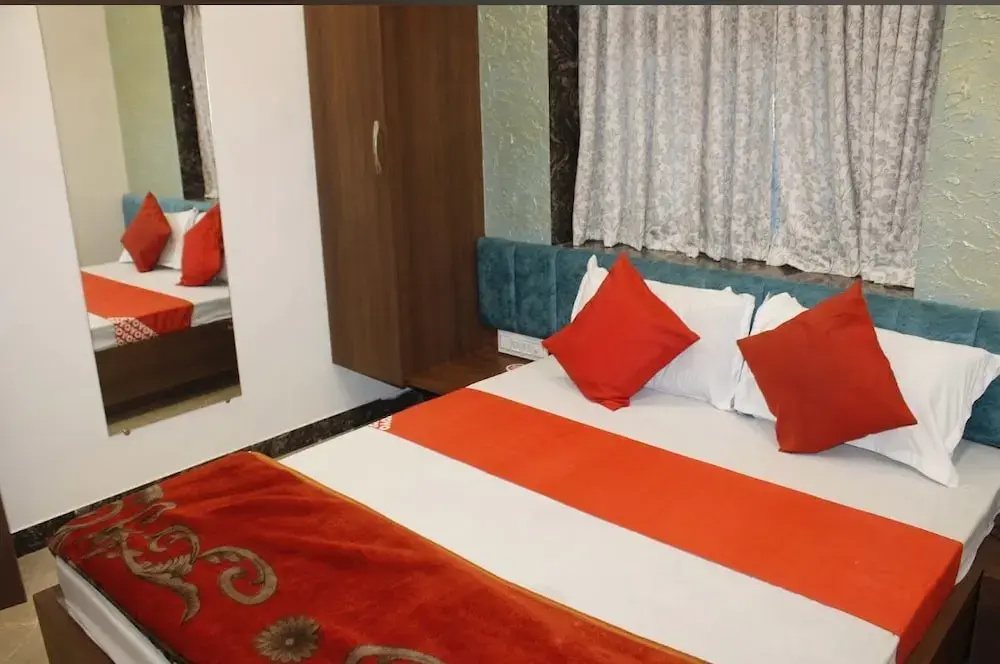 Hotel Satyam Palace