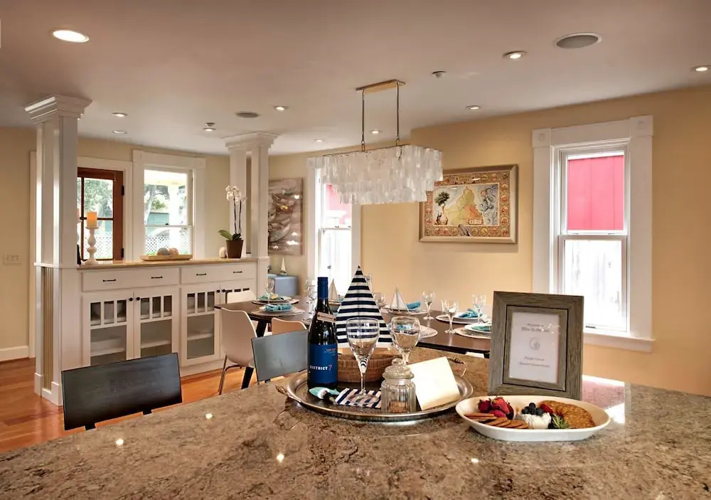 3715 Bliss by the Sea