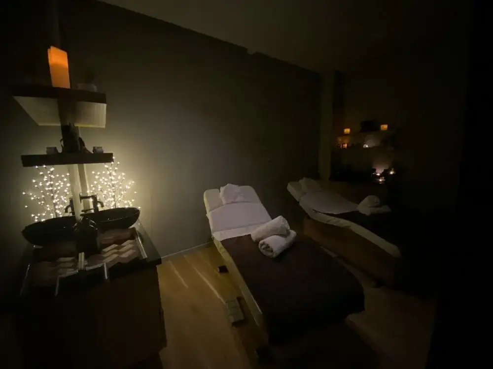 Nov Hotel