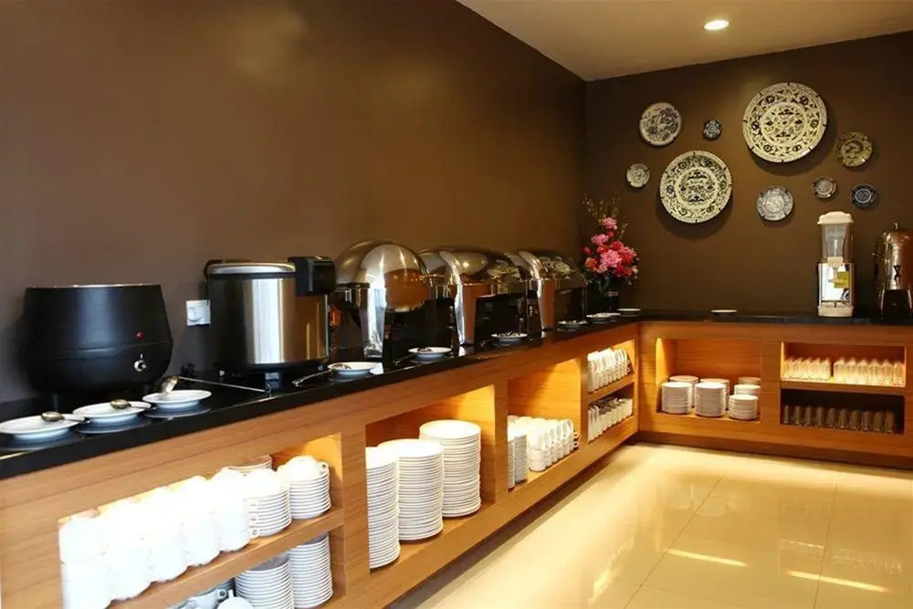 Max Hotel Panakkukang Makassar By LIFE