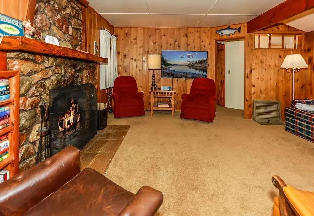 The Petite Cabin