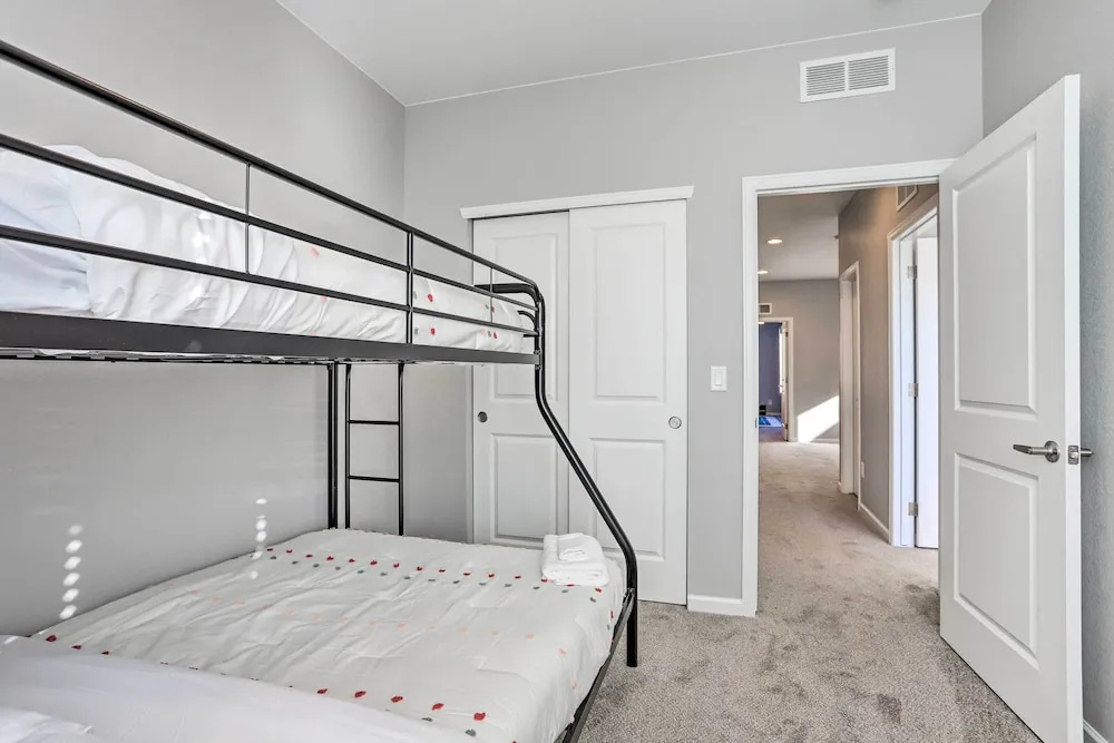 Cozy Abode w/ Patio ~ 7 Mi to Dtwn Denver