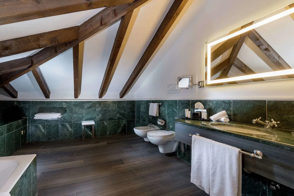 Grand Hotel Villa Torretta, Curio Collection by Hilton