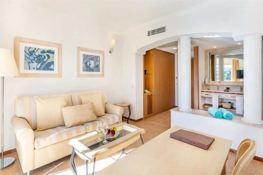 Zante Plaza Hotel & Apartments