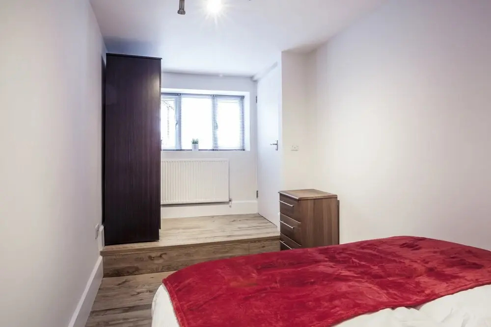 Bright Mornington Avenue Apartment II- KDW02