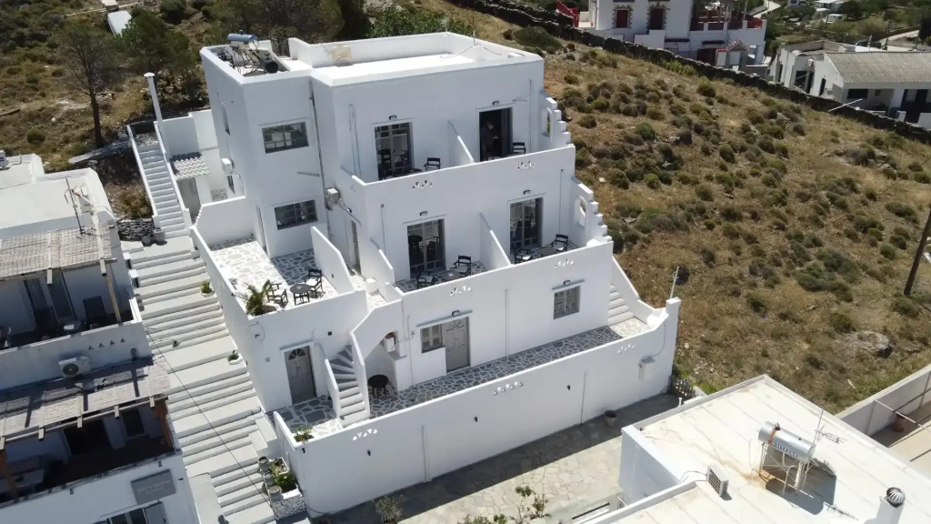 Merichas Sea View Suites