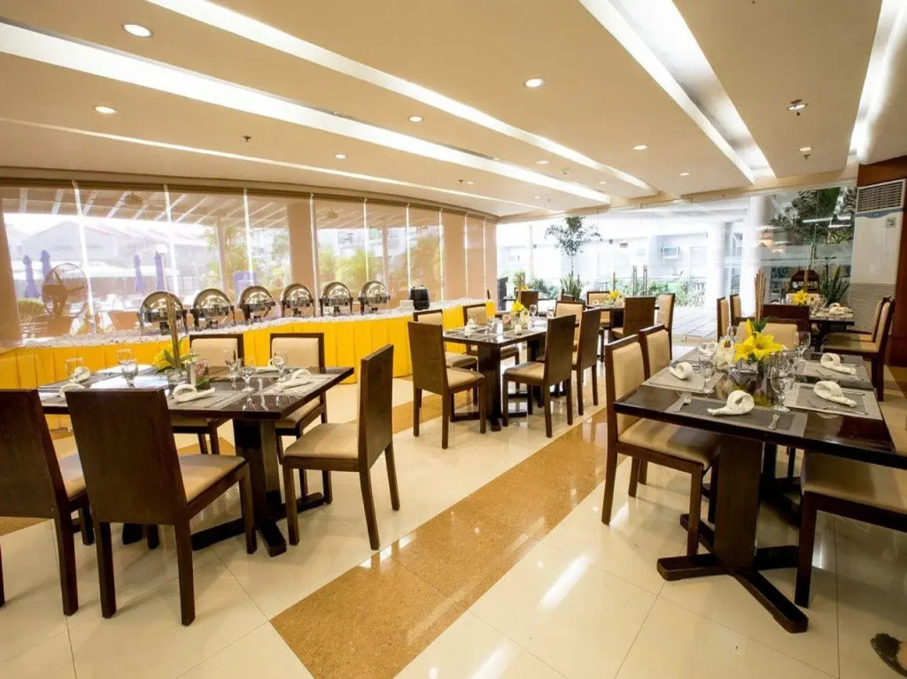 N Hotel