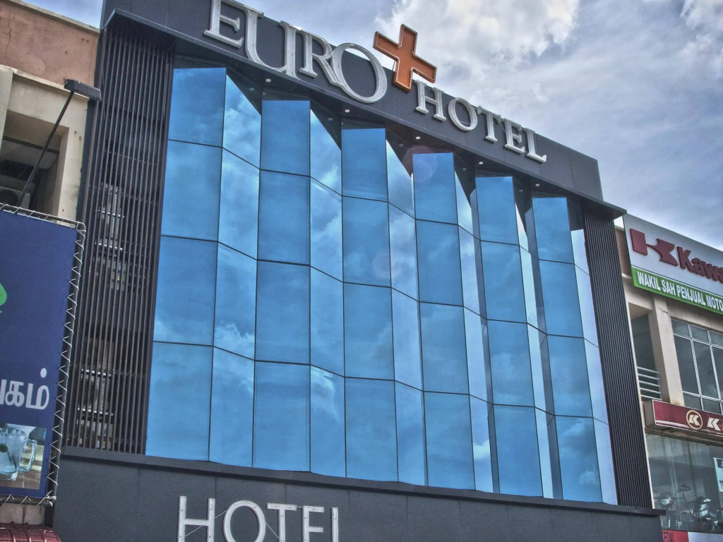 Euro+ Hotel