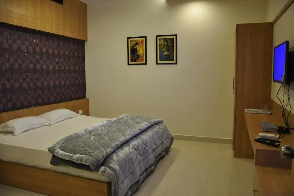 Athidhi Grand