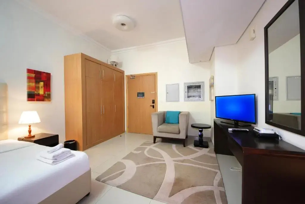 Signature Holiday Homes - Luxury Studio Apartment Al Barsha South Dubai