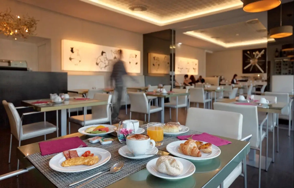 Mercure Lisboa Almada Hotel