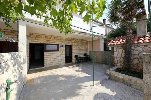 Apartment Školj