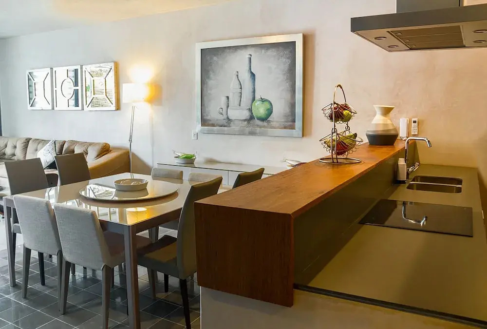 Stunning Design 2BR Condo in exclusive location by Happy Address