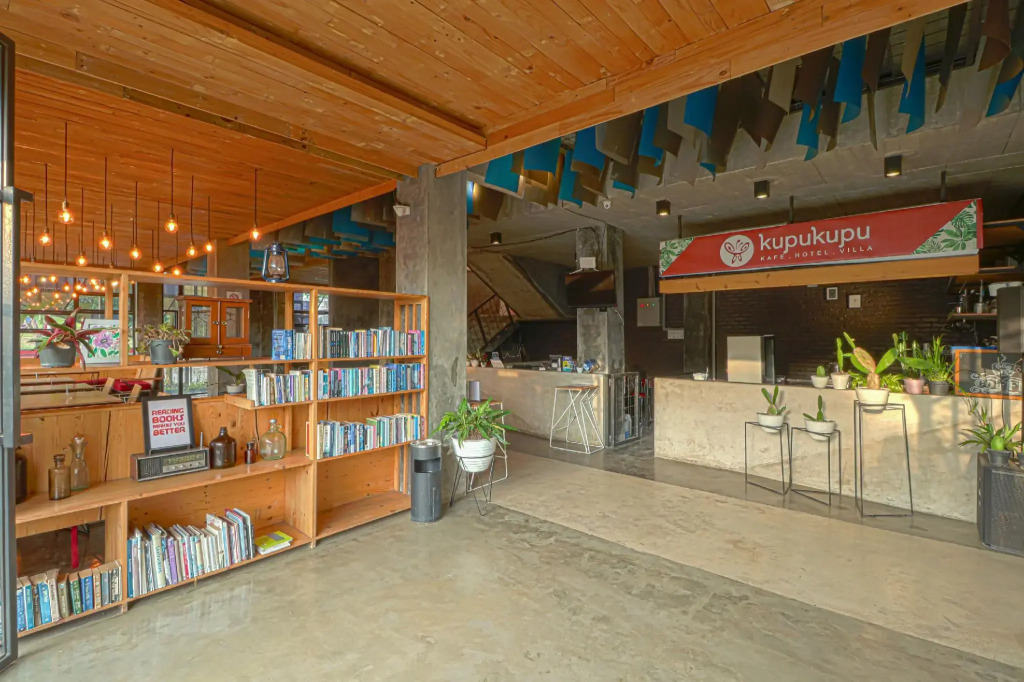 Hotel Kupu Kupu Lembang