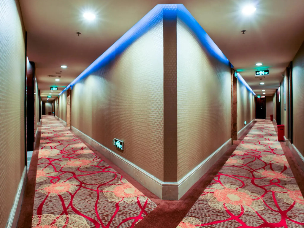 Fortune Hotel
