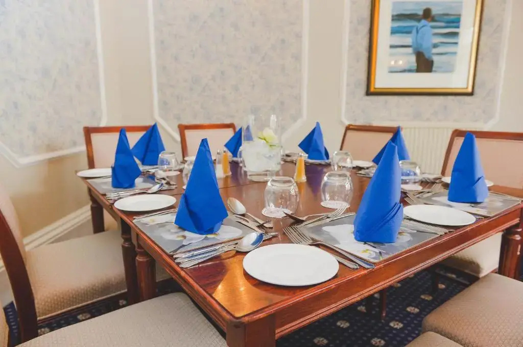 Sunninghill Hotel
