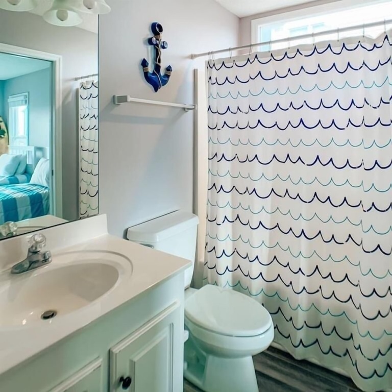 A Beach To Remember 4 Bedroom Home by RedAwning