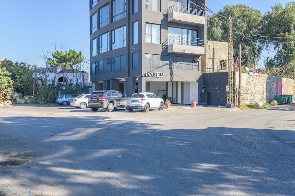 Gate 9 Tower - Studios & Apartments in Mar Mikhael