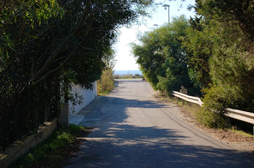 Apartment With 2 Bedrooms in Acquadolce Cirenaica, With Enclosed Garde