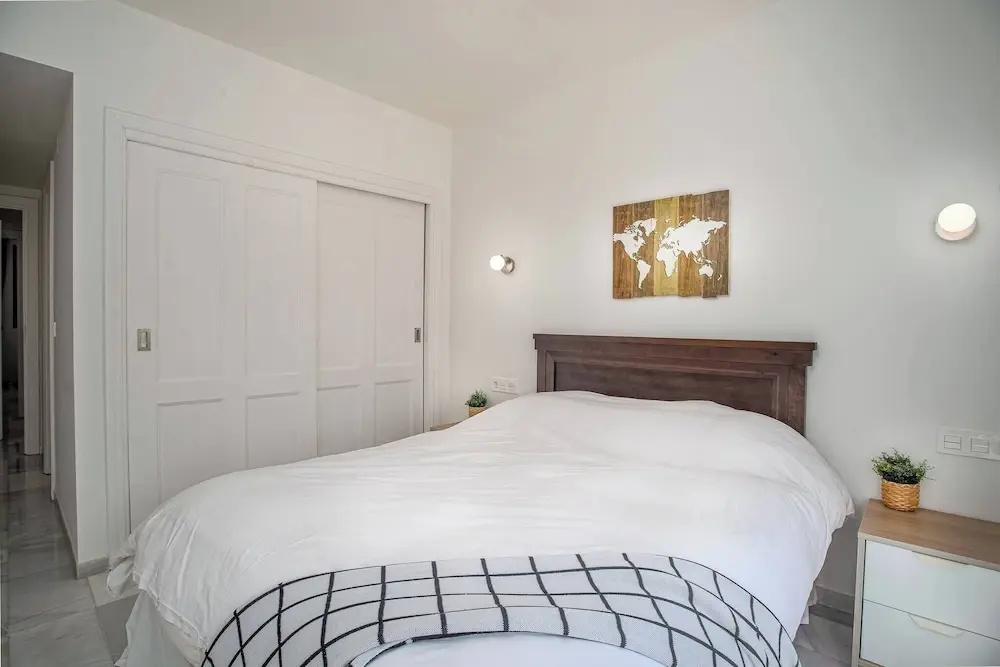 Beautiful 2 Bedrooms Apartment In Puerto Banus