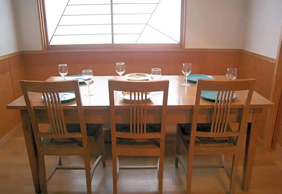 Shirokuma Lodge Hakuba