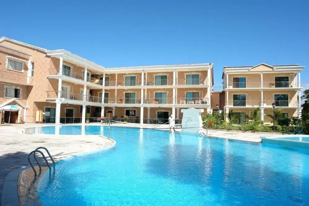 Sunny Golf Hotel