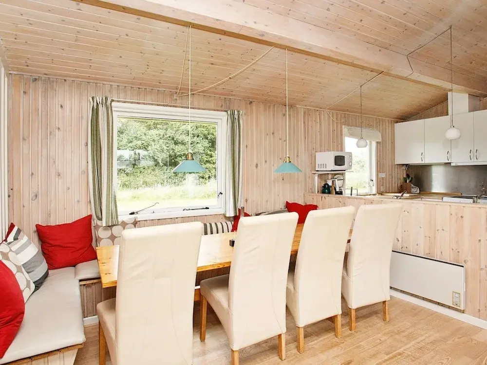 Spacious Holiday Home in Lønstrup With Indoor Whirlpool