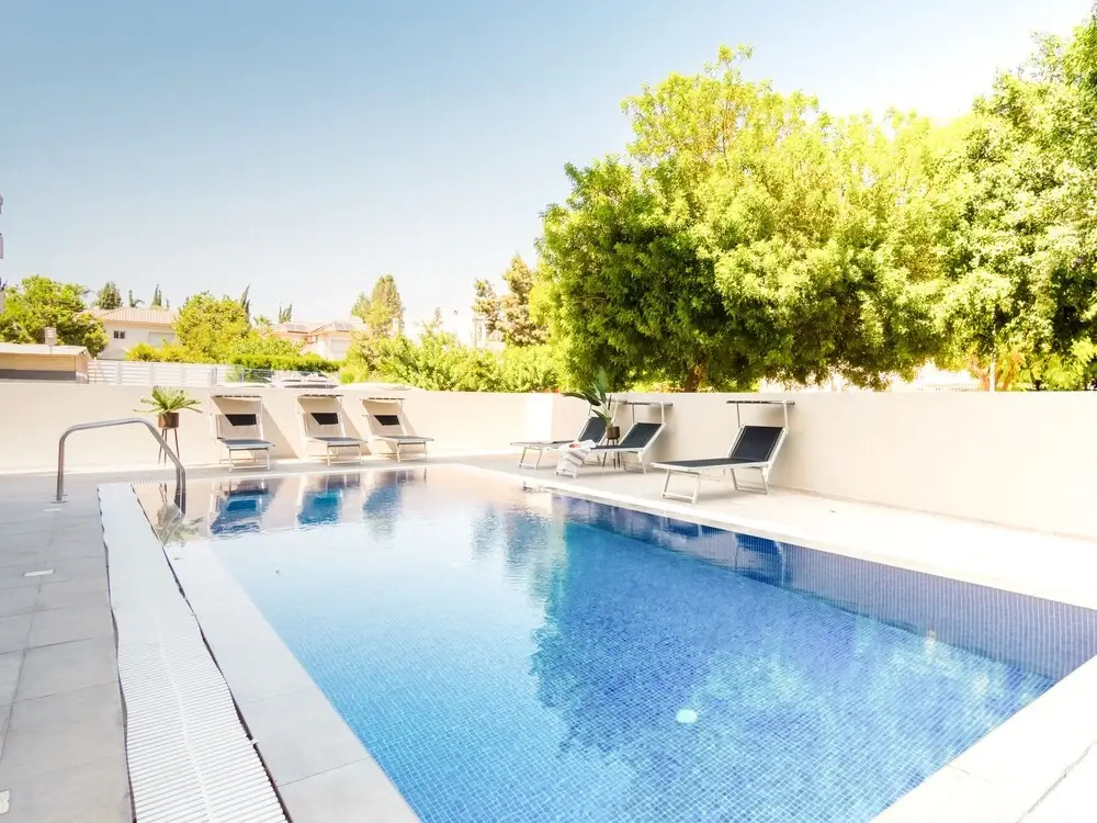 "sanders Evolution - Nice 3-bdr Apt w/ Shared Pool"