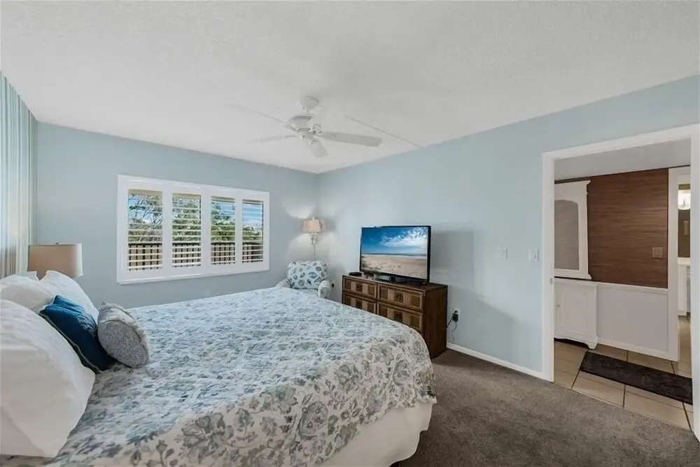 Sea Oats 335 2 Bedroom Condo by RedAwning