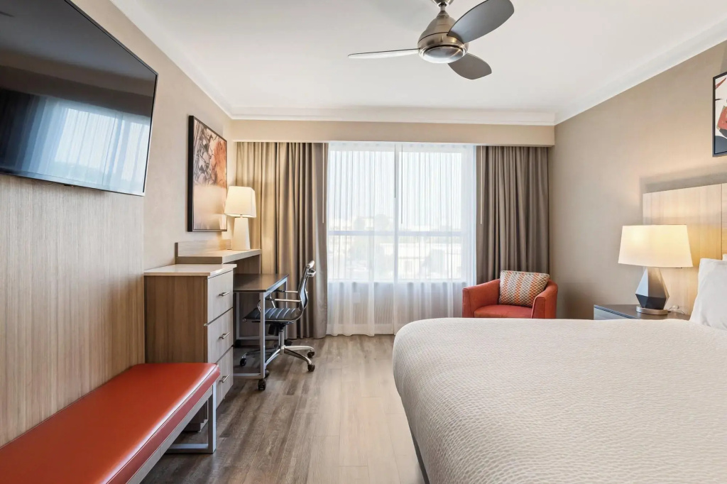 Holiday Inn Baton Rouge College Drive I-10 by IHG
