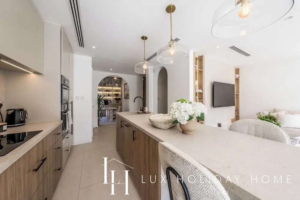 LUX The Serene Springs Villa 3