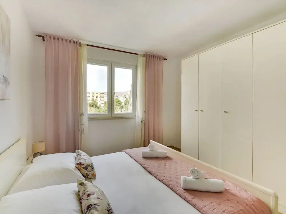 Homely Apartment in Split near Sea