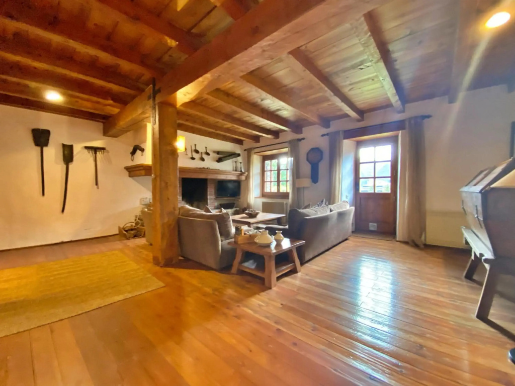 Pleta Ordino 18, Duplex rustico con chimenea, Ordino, zona vallnord