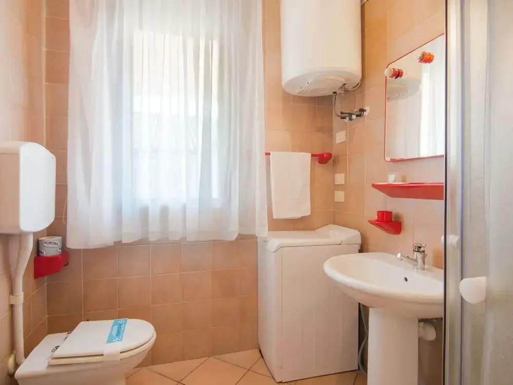 Cozy Holiday Home in Rosolina near Sea Beach