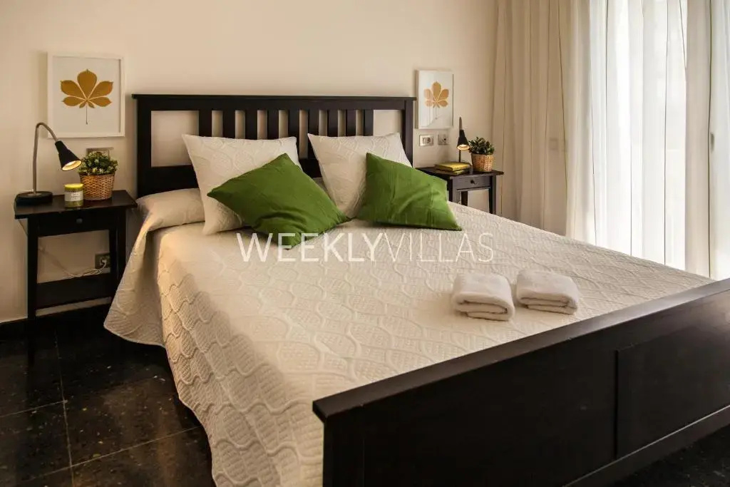 Villa Sitges Tupinetti Beach at 1 min walk Amaizing Garden and View Center Sitges 5 minutes walk NO NEED CAR