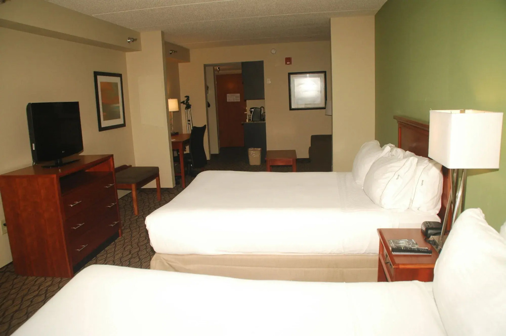 Holiday Inn Express Birmingham Irondale East by IHG