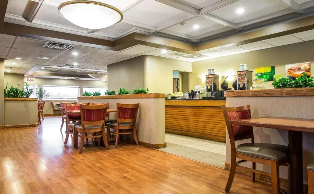 Holiday Inn Chicago Midway Airport S by IHG