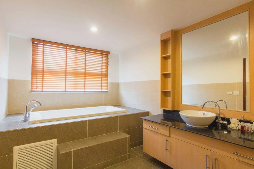 SeaRidge Hua Hin Resort & Poolvilla