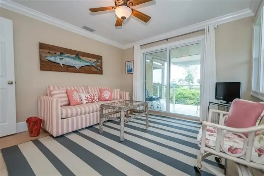 Homes-293 Harbor Drive