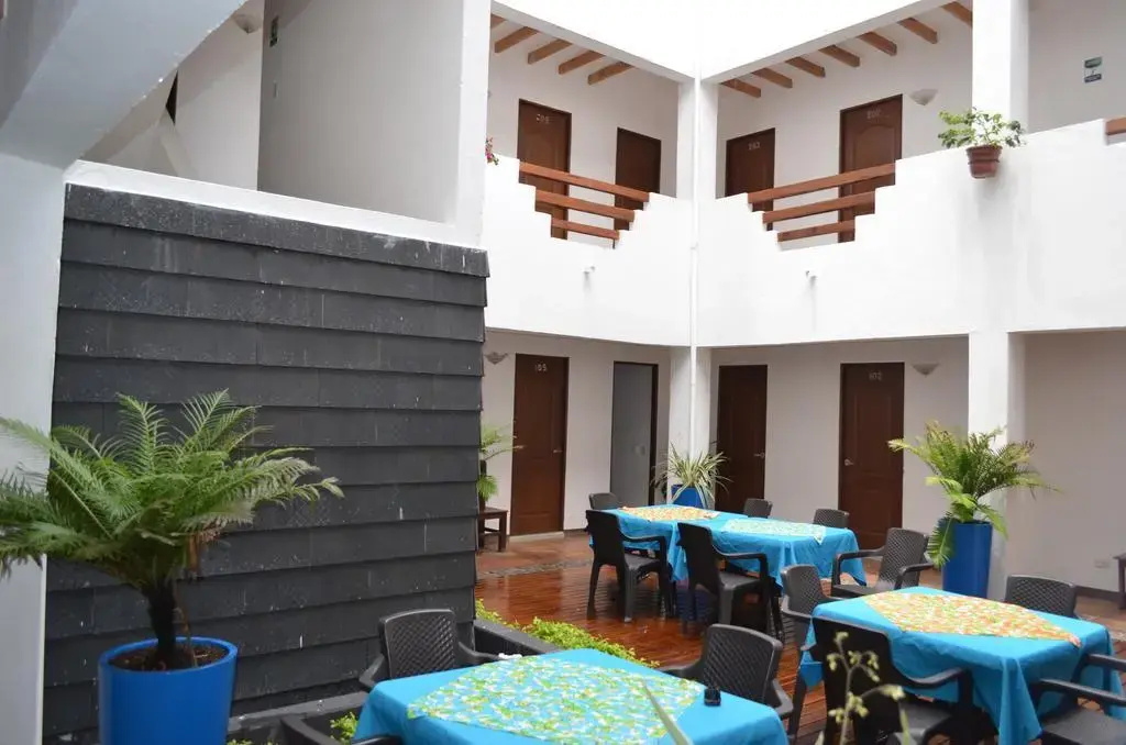 Hotel Aldea Plaza