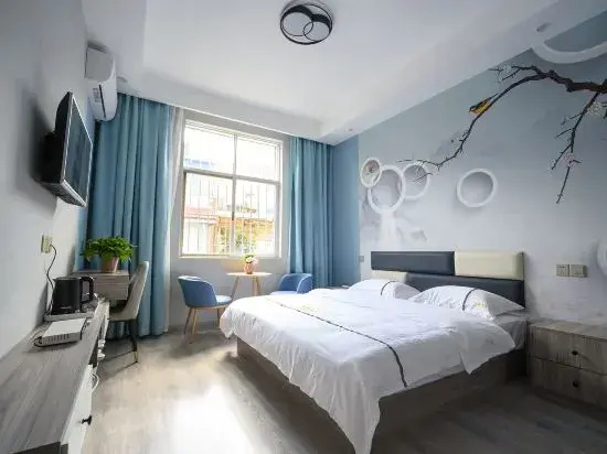 Lingxin Hotel