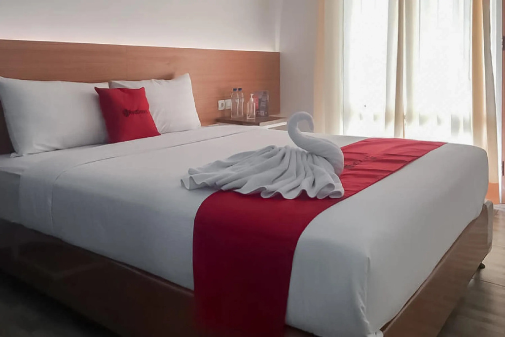 RedDoorz near Jawa Timur Park 2