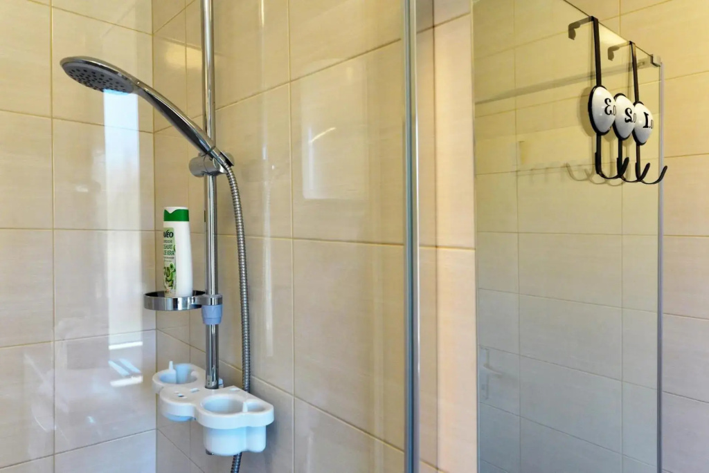 Beach apartment VAMI with sea view