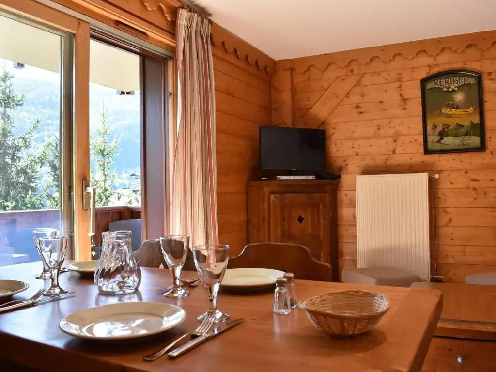 Appartement Méribel, 3 pièces, 6 personnes - FR-1-180-201