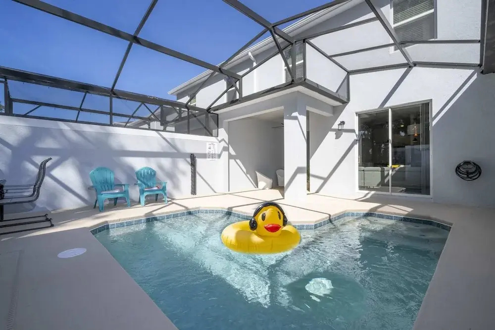 4Bd W/ Private Pool & Free Waterpark @ Storey Lake 2461