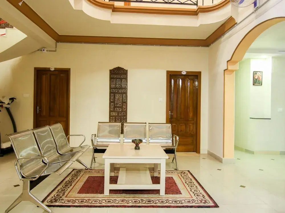 Vamsi Krishna By OYO Rooms