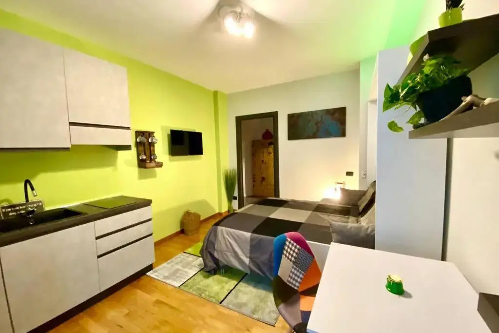 Spa Tiny Love Apartment close to Milan-Como-Malpensa