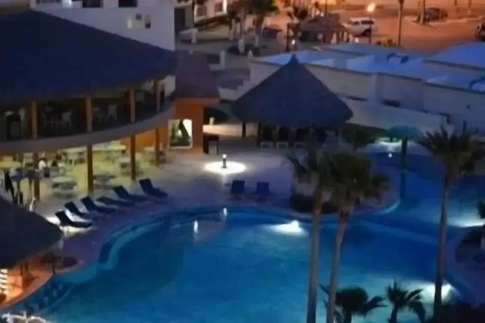Beautiful 1½ Bedroom Condo on the Sea of Cortez at Las Palmas Resort Bn-603a 2 Condo by Redawning