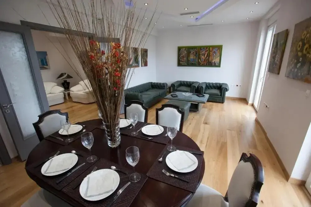 Acropolis Elegant Penthouse