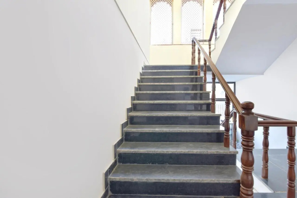 FabHotel JBS Heritage